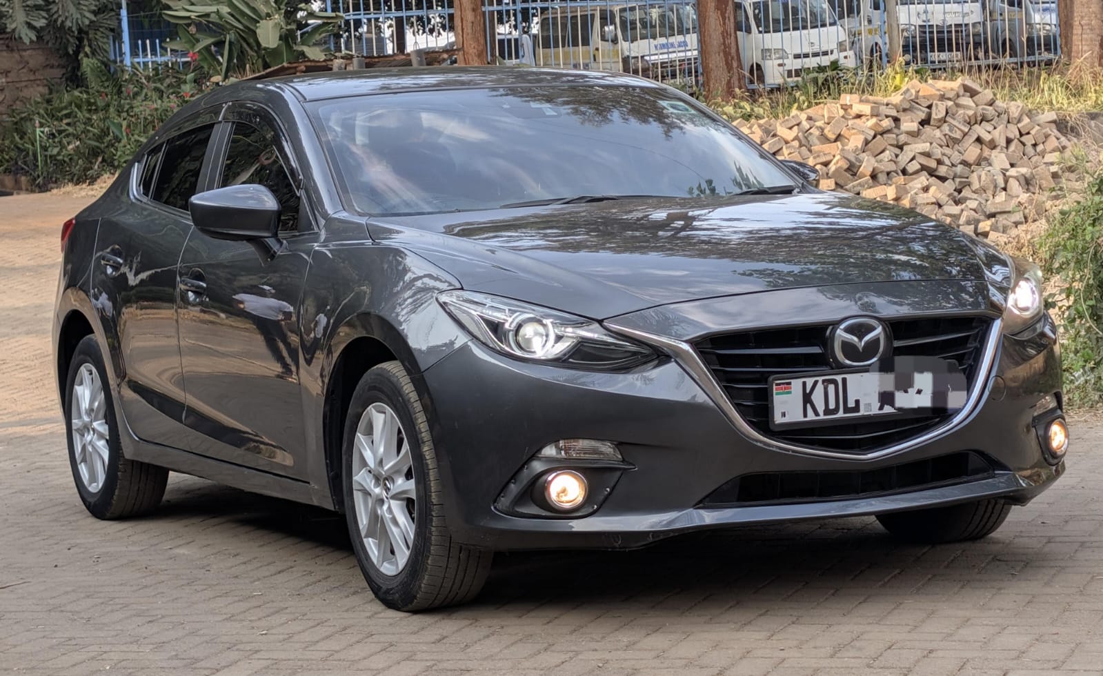 Mazda Axela